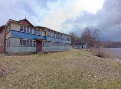 Аренда здания базы отдыха и труда с инв. №613/С-6978, общей площадью 291,0 кв.м.,  расположенного по адресу: Минская обл., Крупский р-он, Октябрьский с/с, д. Прошика