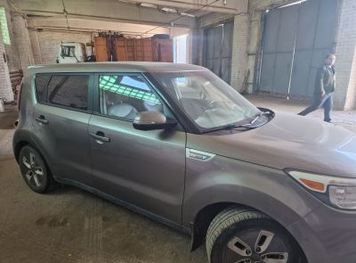 Автомобиль KIA SOUL EV (электромобиль), находящийся по адресу: г. Гомель, ул. Химзаводская, 5.