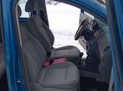 Автомобиль VOLKSWAGEN CADDY, тип легковой универсал, 2008 года выпуска, регистрационный знак 0104 IP-6, находящийся по адресу: Могилевская обл., г. Быхов, ул. Ленина, 31.