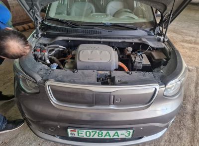Автомобиль KIA SOUL EV (электромобиль), находящийся по адресу: г. Гомель, ул. Химзаводская, 5.